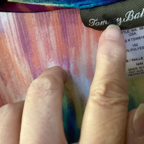 Tommy Bahama Wrap/Beach Cover - Picture 3 of 7